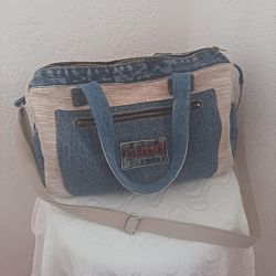 Sac écru et jean bleu