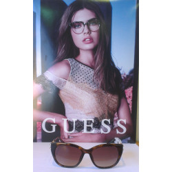 Lunettes de soleil GUESS