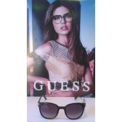 Lunettes de soleil GUESS