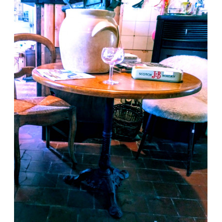 Bistro chêne et pied en fonte - Brocante l'Annexe Bistro chêne et pied en fonte - Brocante l'Annexe